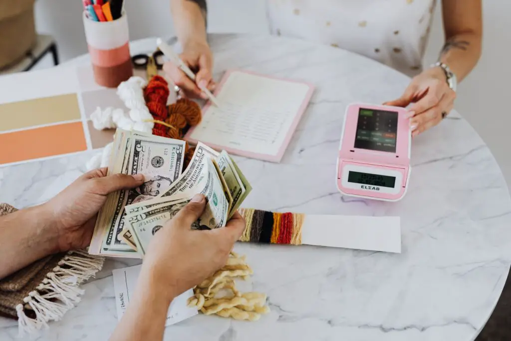 Person holding money